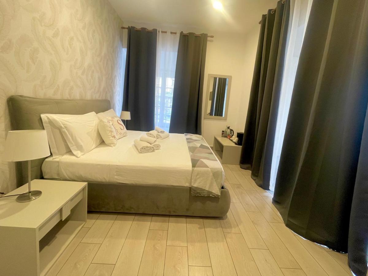 2naples Room&breakfast 2*