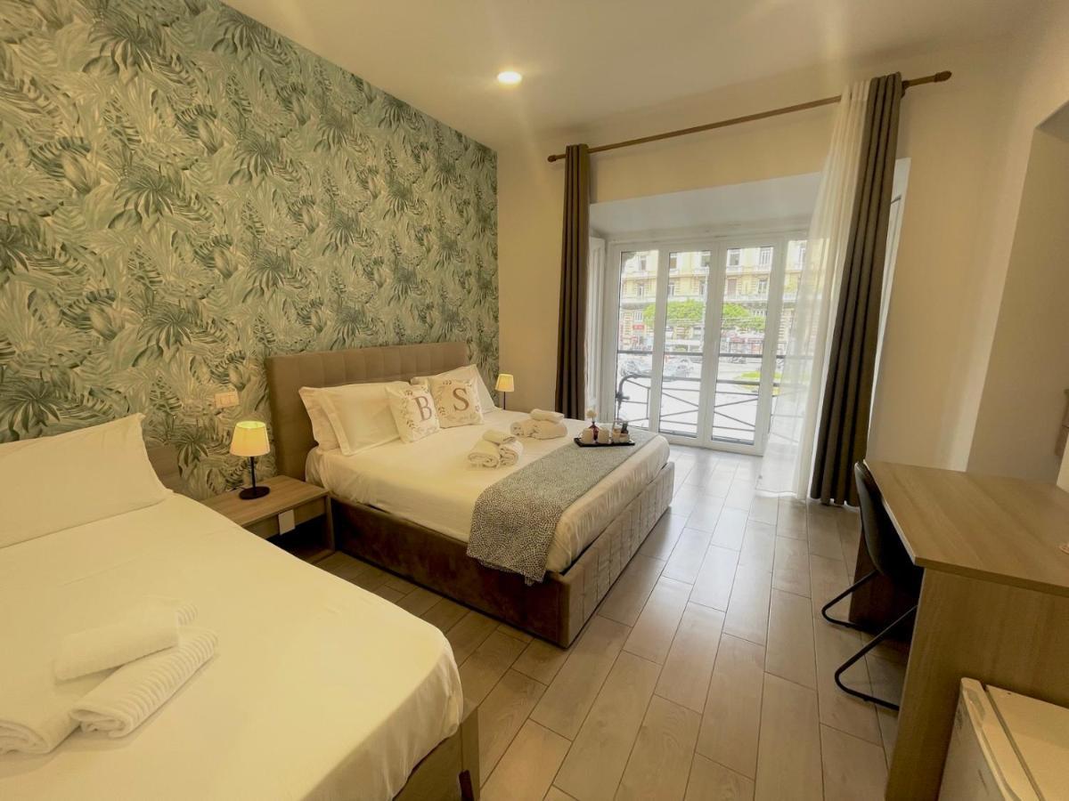 2naples Room&breakfast