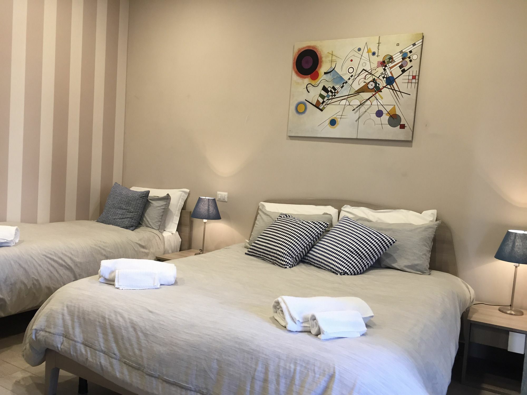 Bovio Square Xiv Gasthof 2*
